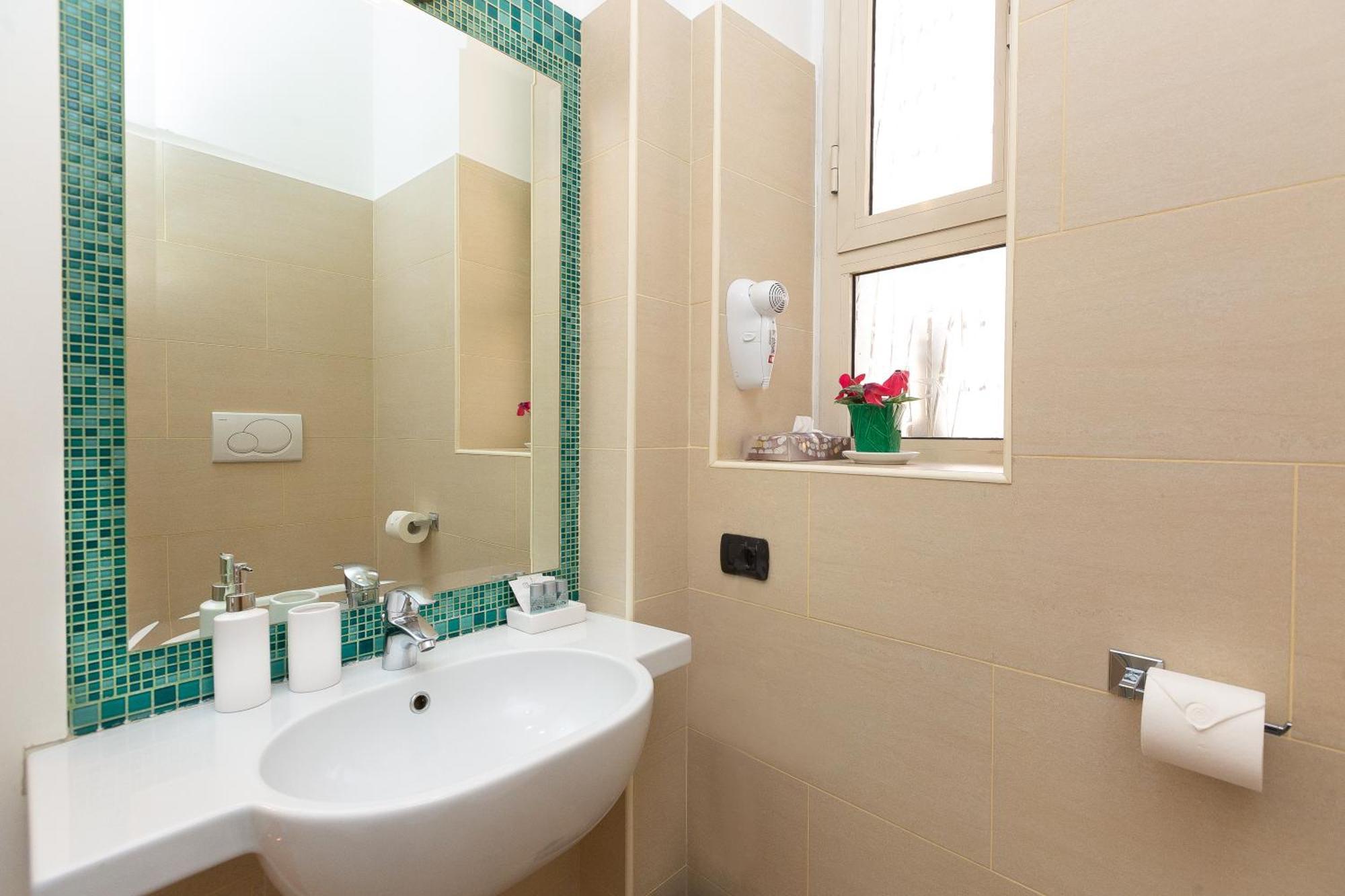רומא 52 Vespasiano Vatican Suites חדר תמונה