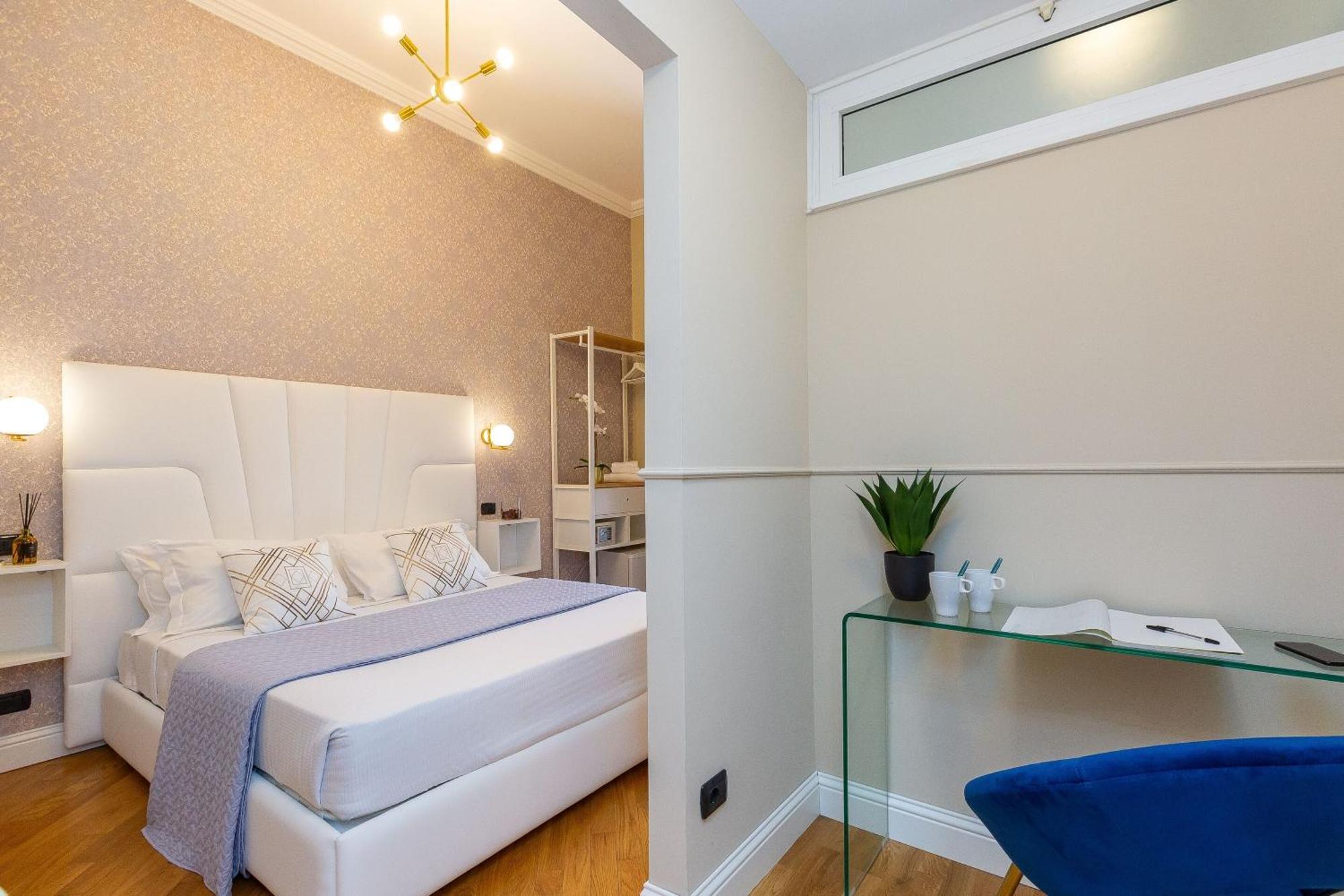 רומא 52 Vespasiano Vatican Suites חדר תמונה
